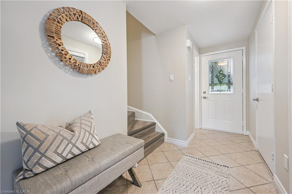 93 Glenbrook Crescent Property Photo 6