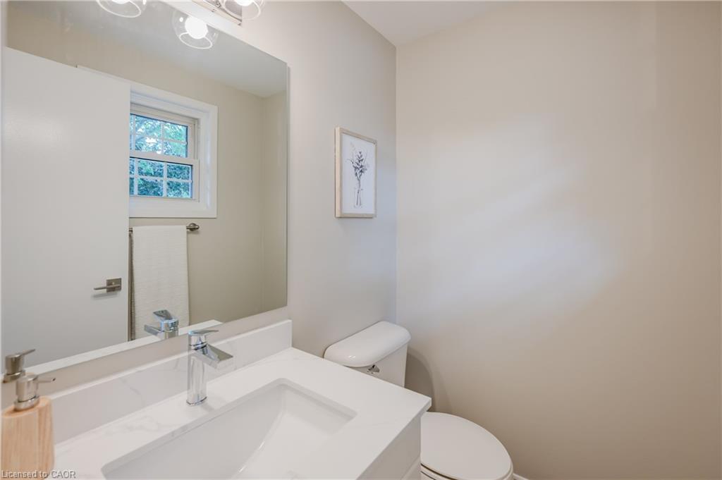 93 Glenbrook Crescent Property Photo 7