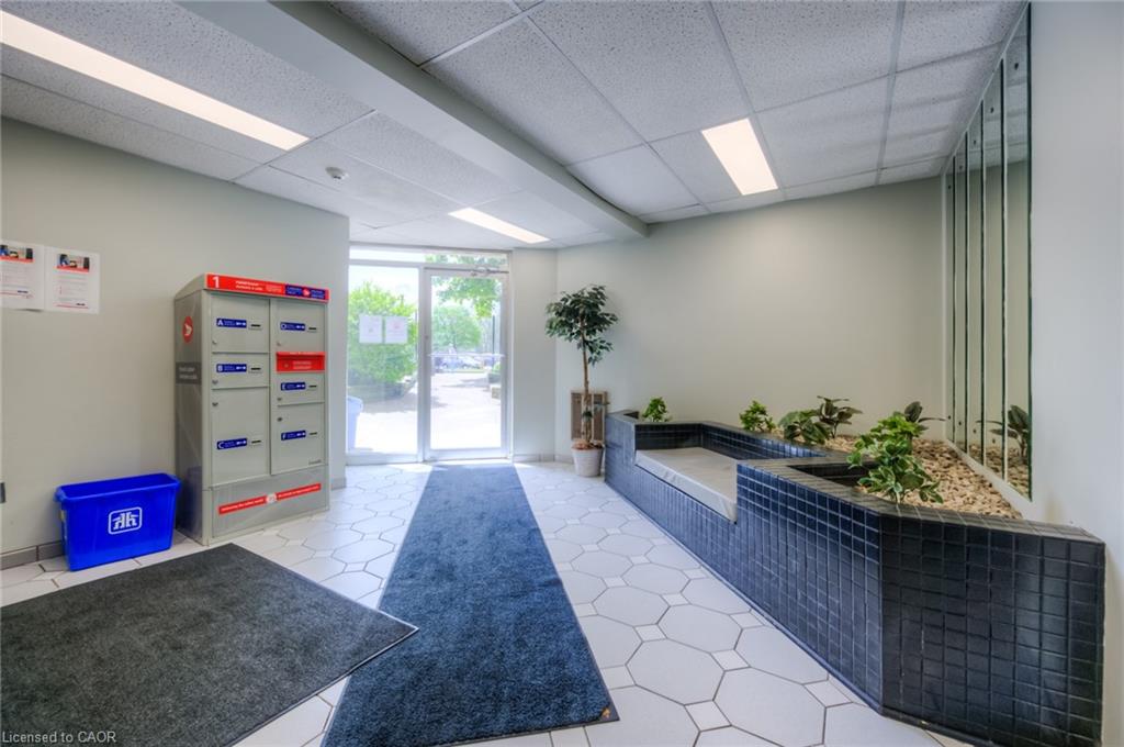 321-15 Hofstetter Avenue Property Photo 3