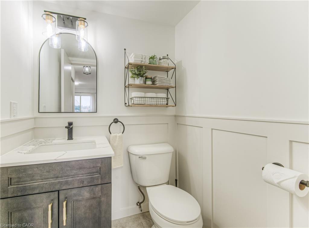 321-15 Hofstetter Avenue Property Photo 17