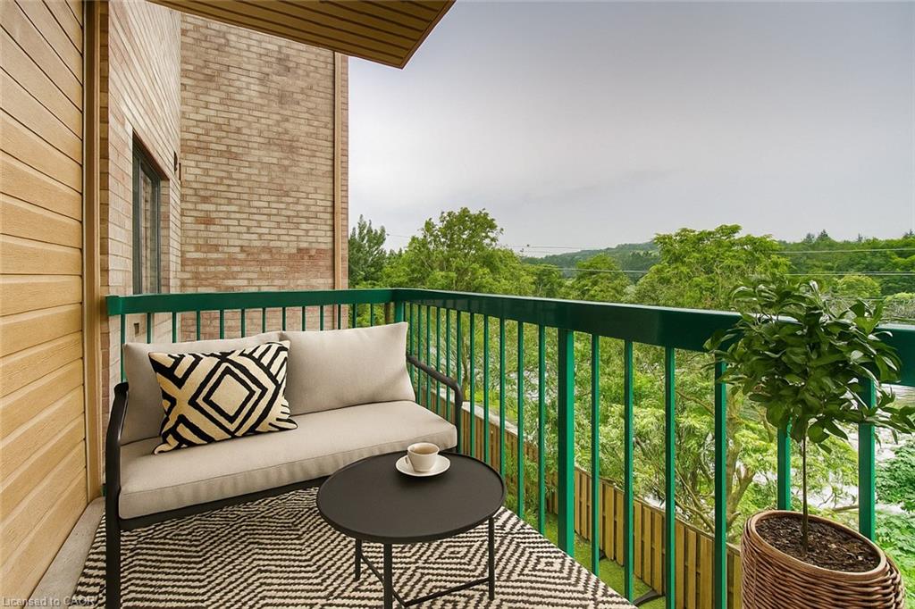 321-15 Hofstetter Avenue Property Photo 18