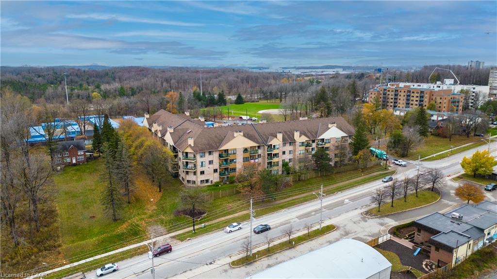 321-15 Hofstetter Avenue Property Photo 21