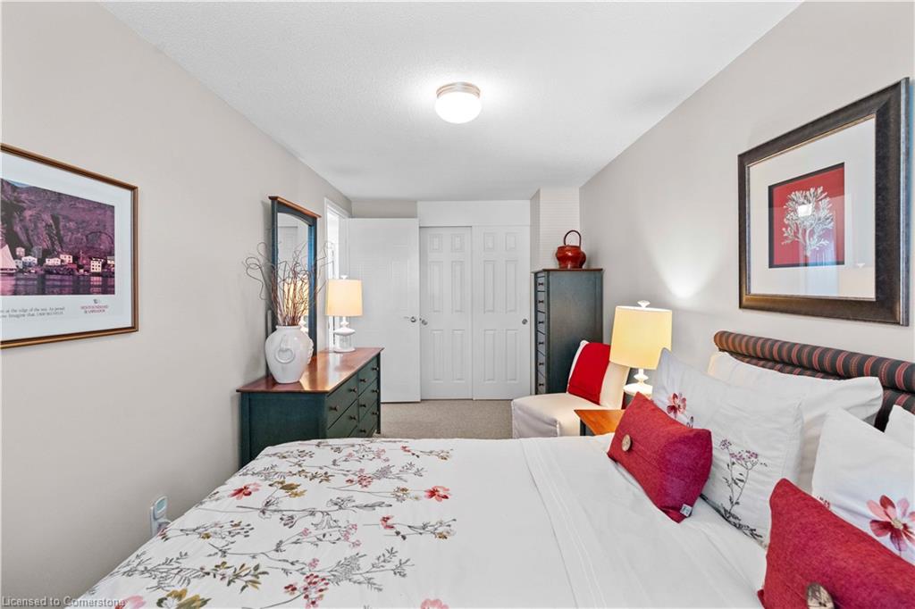 56-2272 Mowat Avenue Property Photo 17