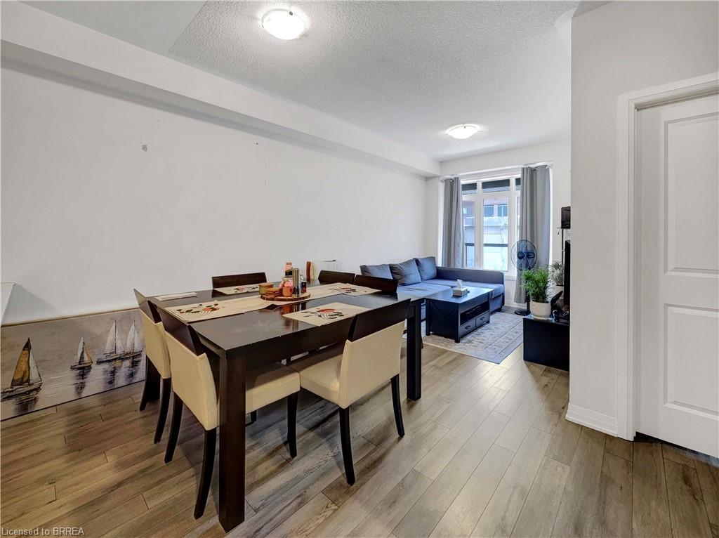 1105-585 Colborne Street Property Photo 6