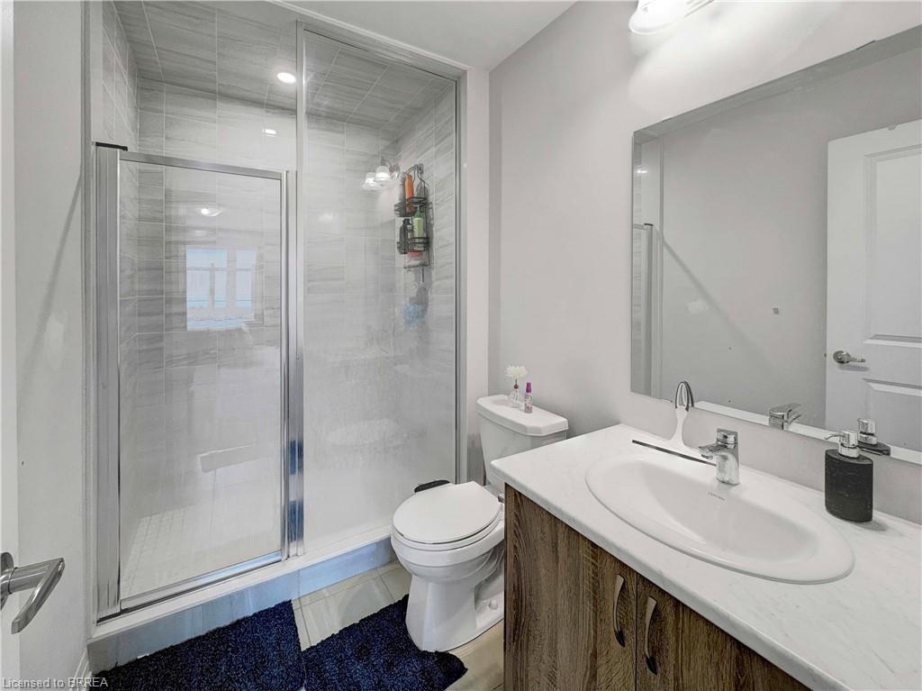 1105-585 Colborne Street Property Photo 12