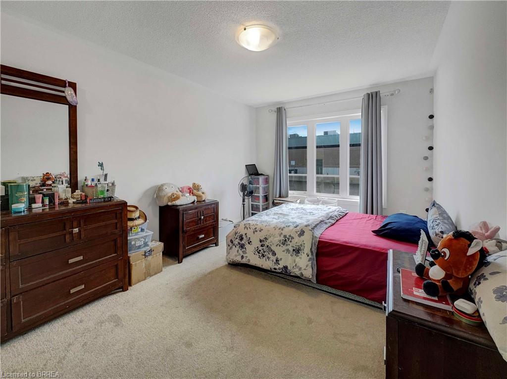 1105-585 Colborne Street Property Photo 13