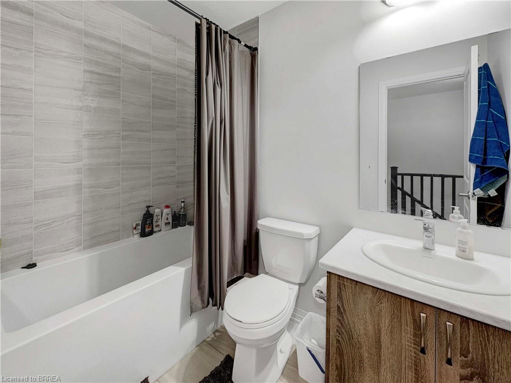 1105-585 Colborne Street Property Photo 15