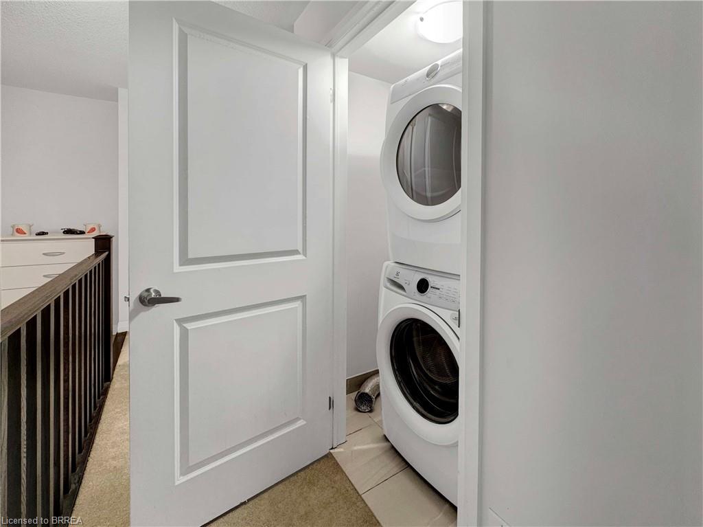 1105-585 Colborne Street Property Photo 16