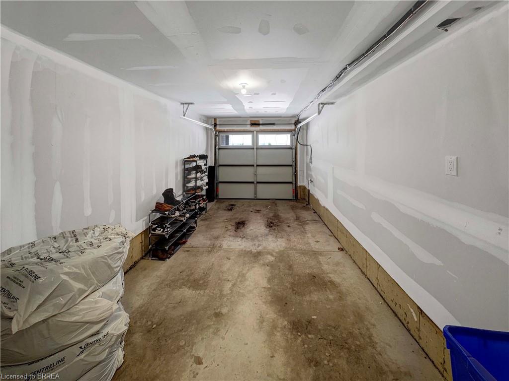 1105-585 Colborne Street Property Photo 24