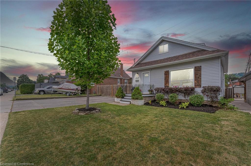 588 Cochrane Road