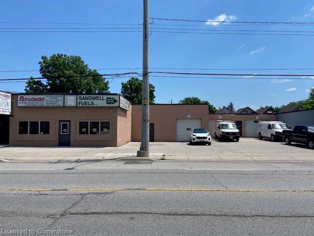 46-50 Kenilworth Avenue N Property Photo 1