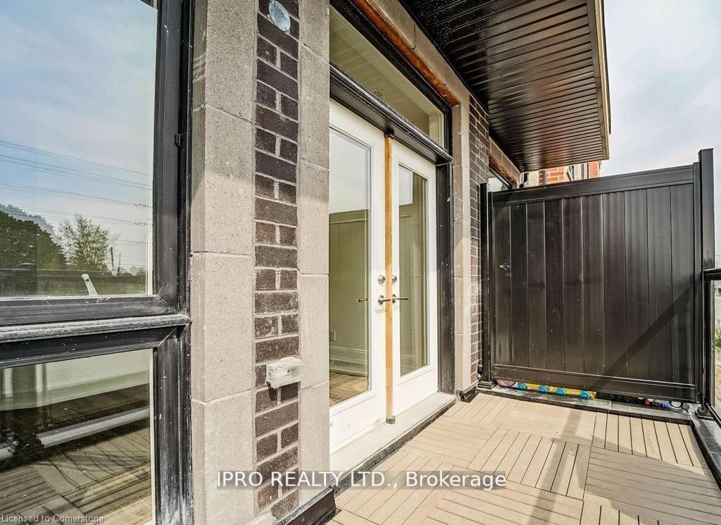 5-12868 Yonge Street Property Photo 1