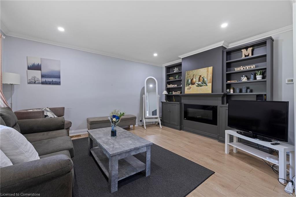 6568 Ralph Avenue Property Photo 5