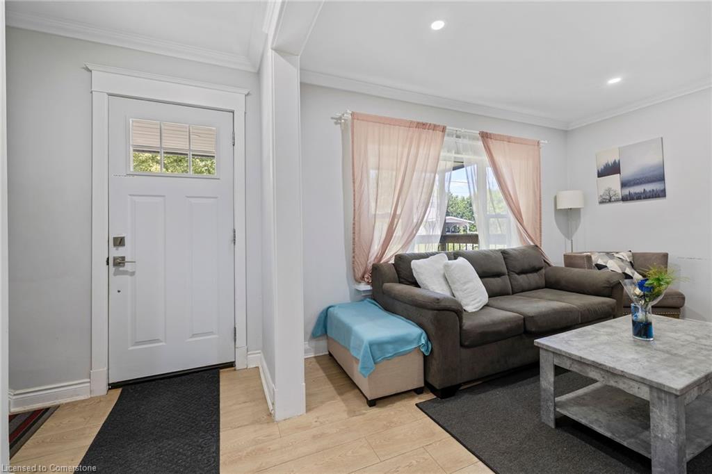 6568 Ralph Avenue Property Photo 8