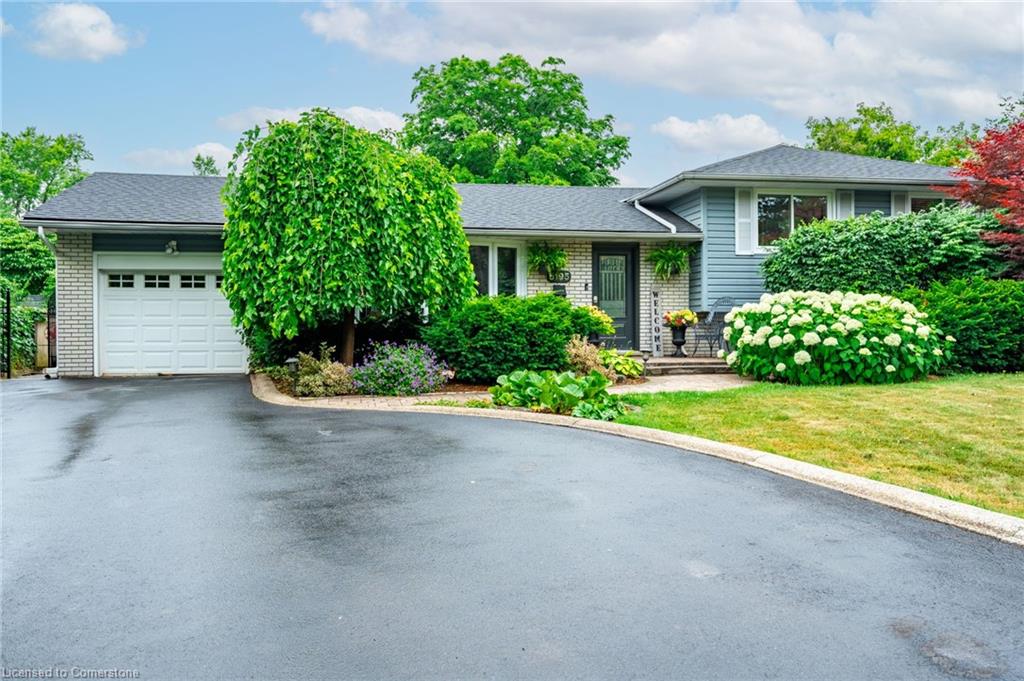 5195 Cedarbrook Crescent