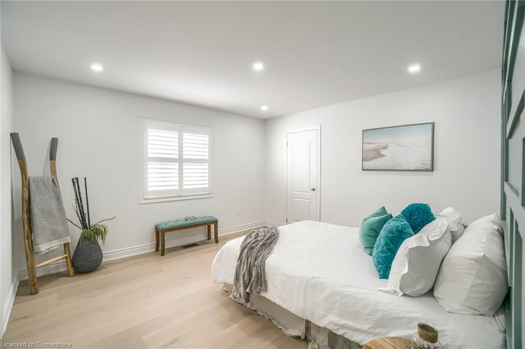 318 Wallace Street Property Photo 28