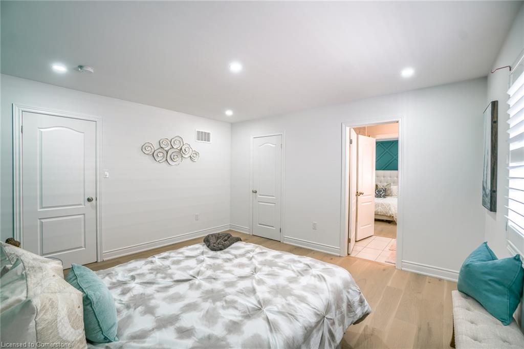 318 Wallace Street Property Photo 34