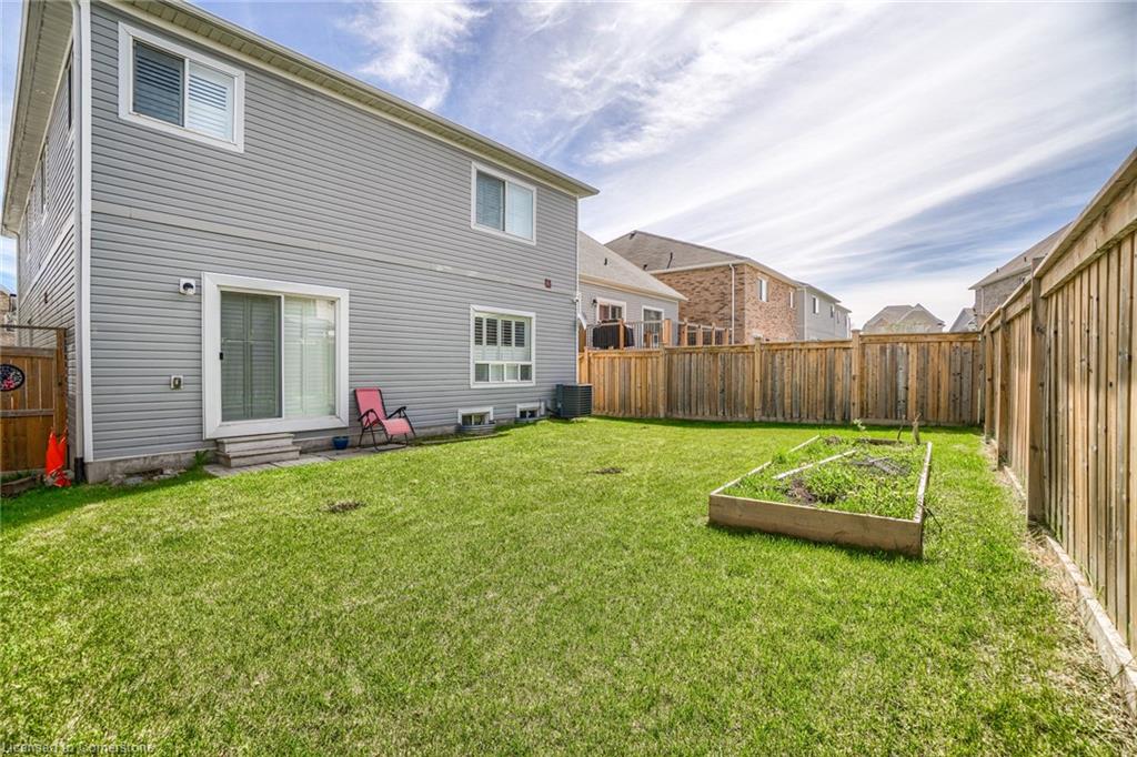 318 Wallace Street Property Photo 39