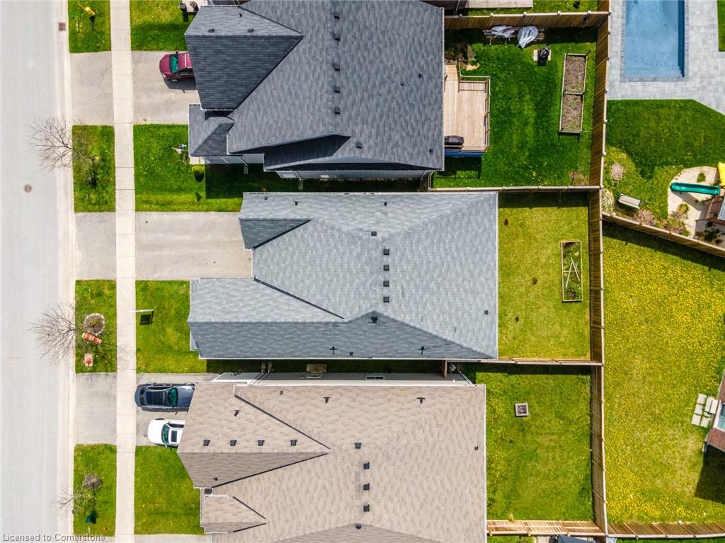 318 Wallace Street Property Photo 40