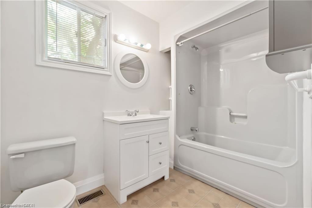 100 Eastchester Avenue Property Photo 14