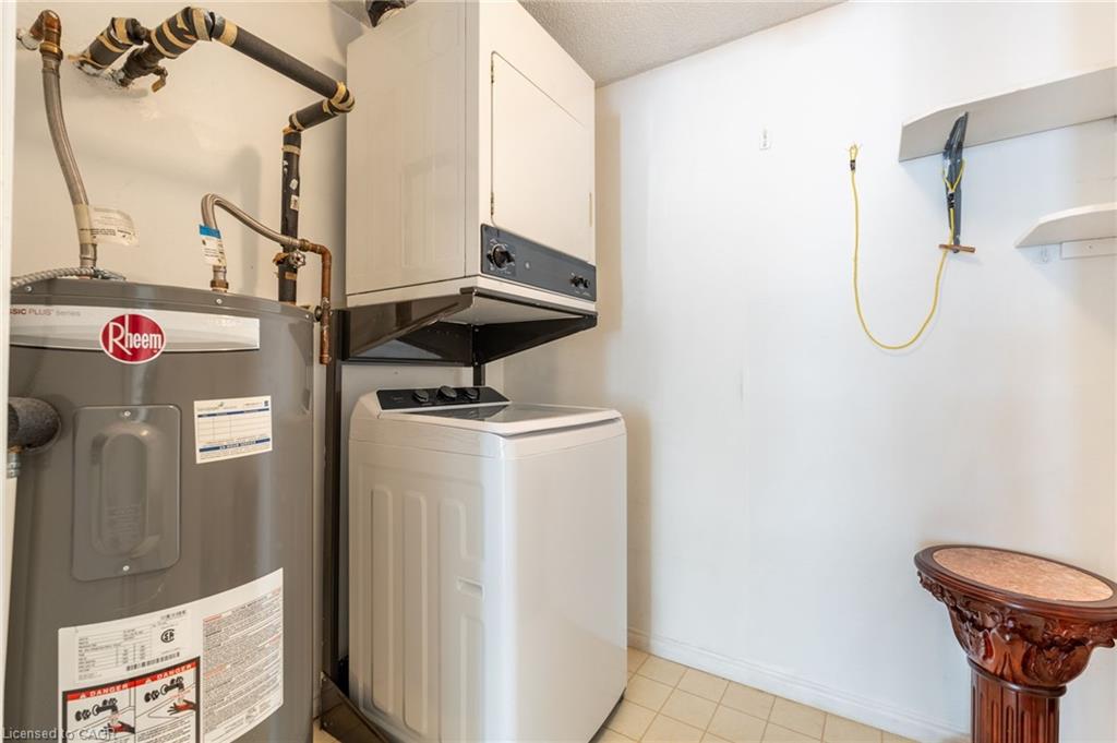 109-416 Limeridge Road E Property Photo 17