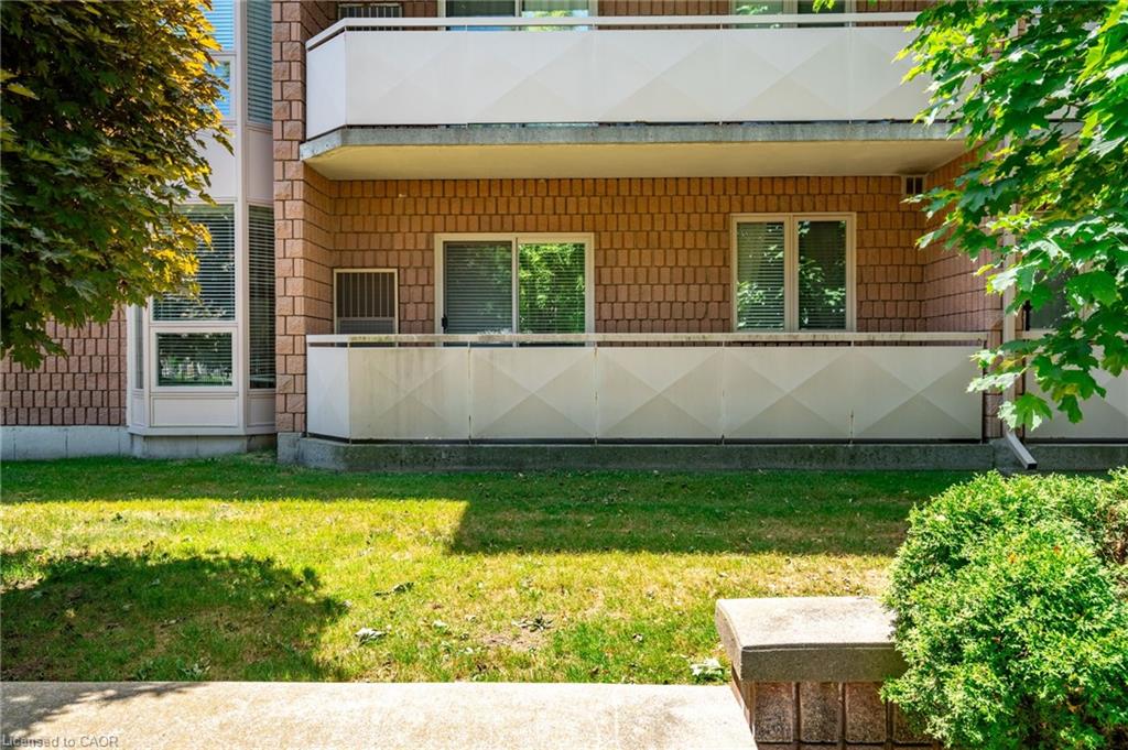 109-416 Limeridge Road E Property Photo 24