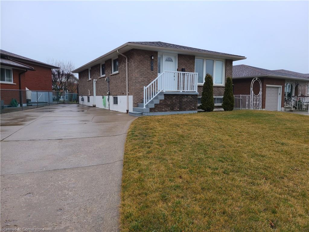141 Marcella Crescent Property Photo 1