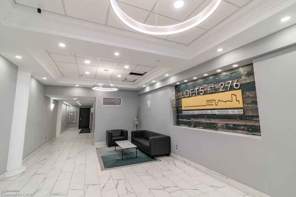 201-276 King Street W Property Photo 3