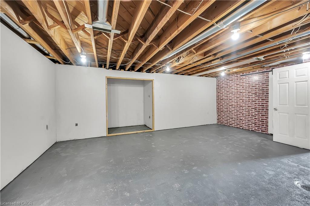 471 Geneva Street Property Photo 36