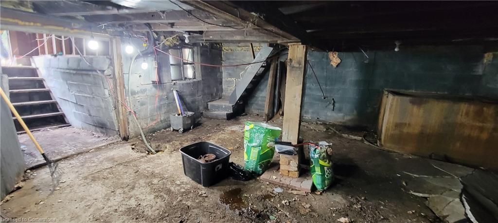 26-28 Algoma Street Property Photo 20