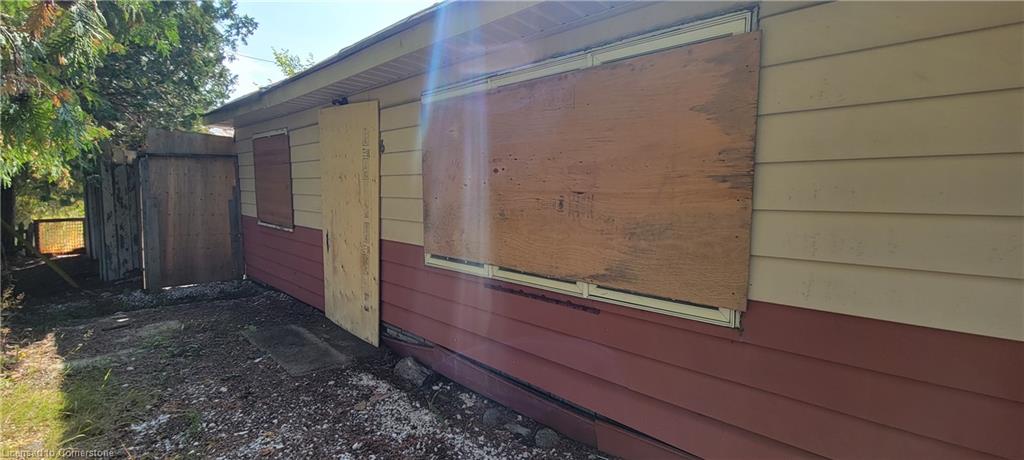 26-28 Algoma Street Property Photo 21