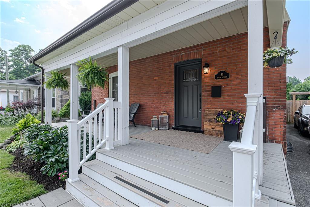 21 Queen Street Property Photo 2