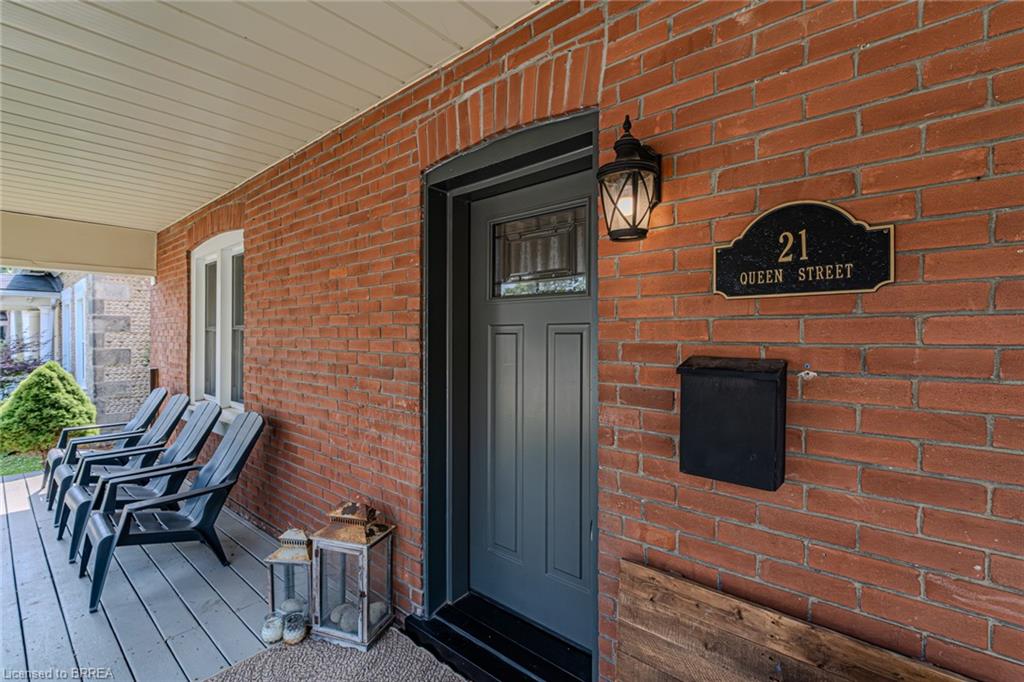 21 Queen Street Property Photo 4