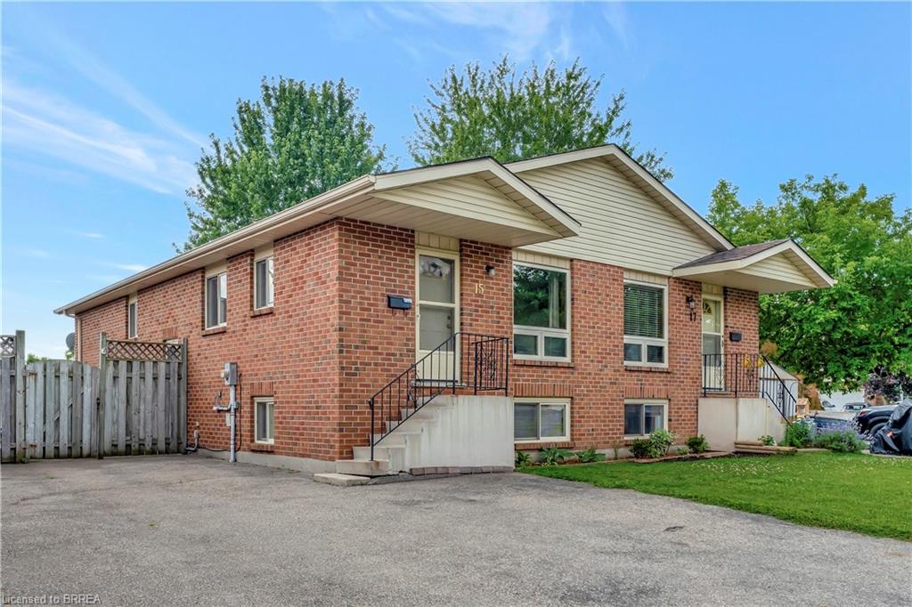 15 Ivy Crescent Property Photo 1