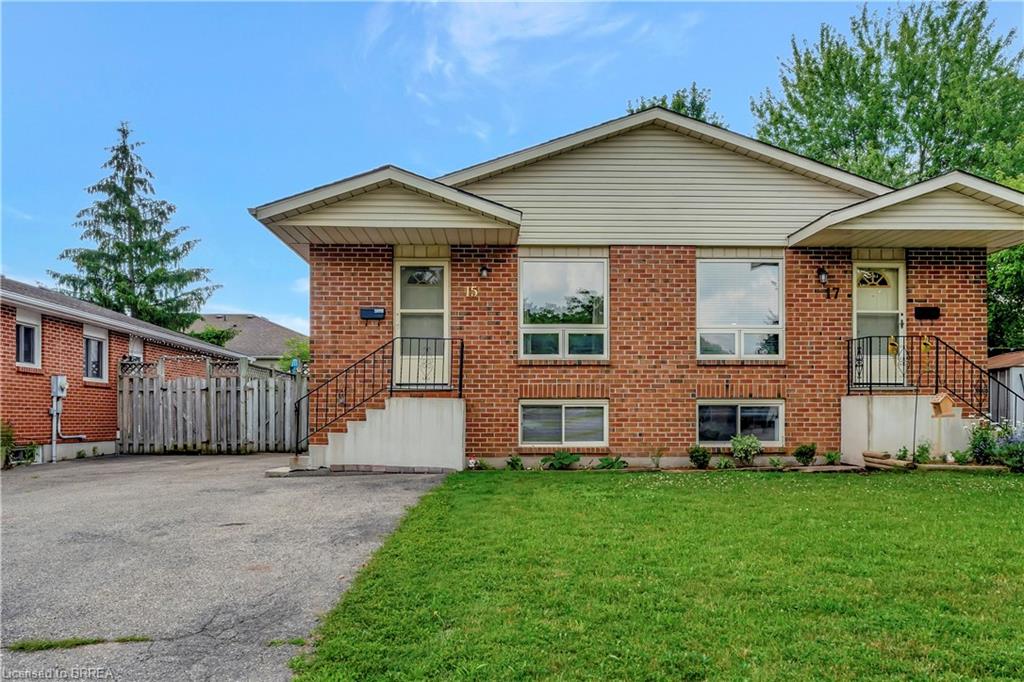 15 Ivy Crescent Property Photo 2