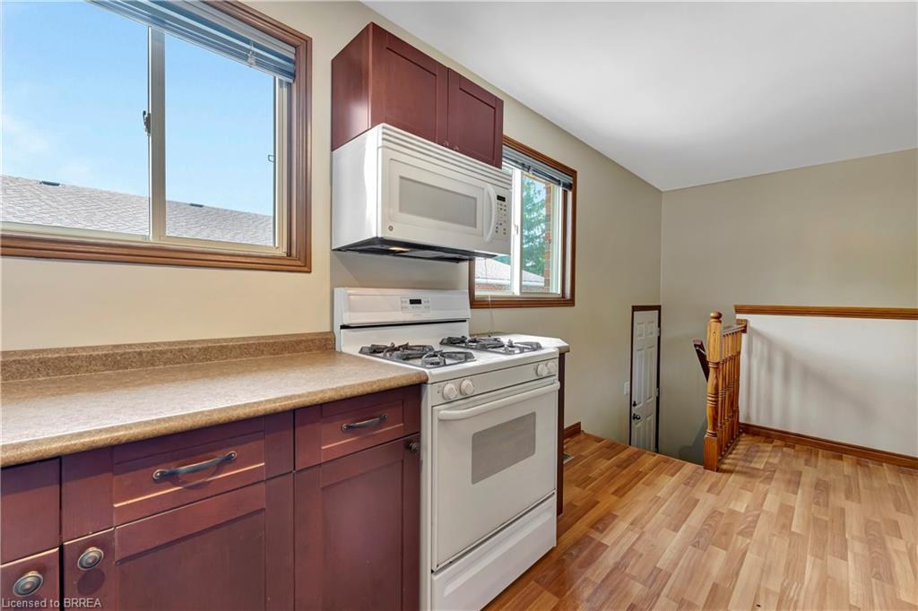 15 Ivy Crescent Property Photo 4