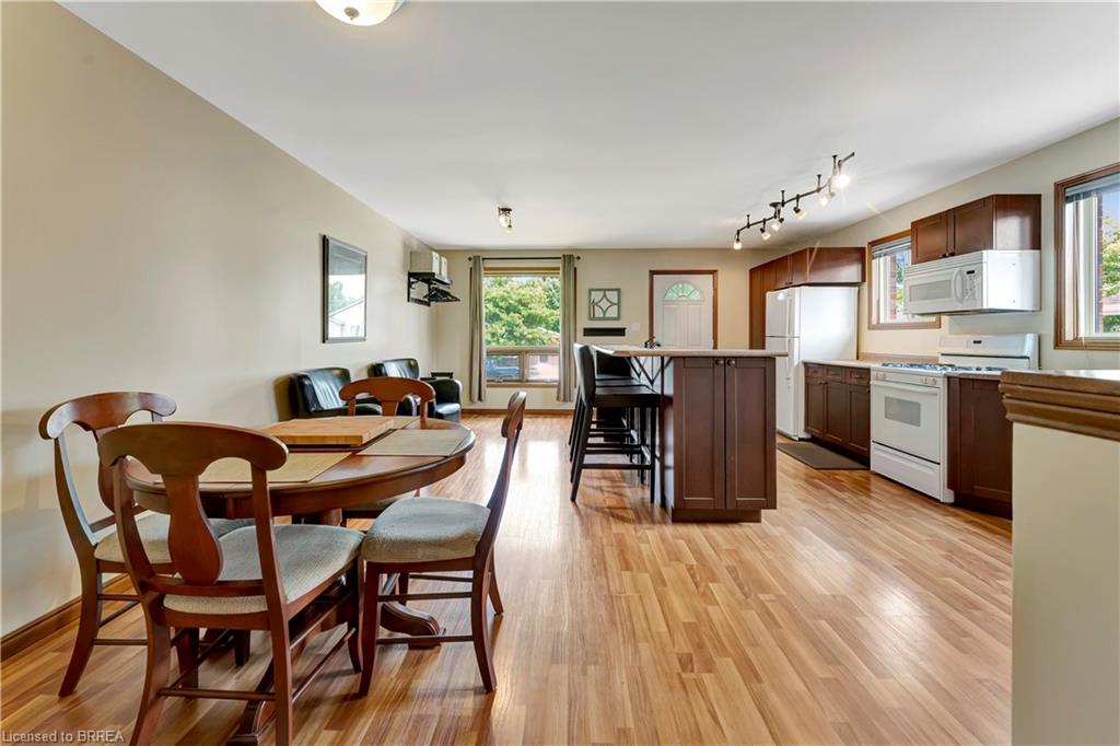 15 Ivy Crescent Property Photo 7