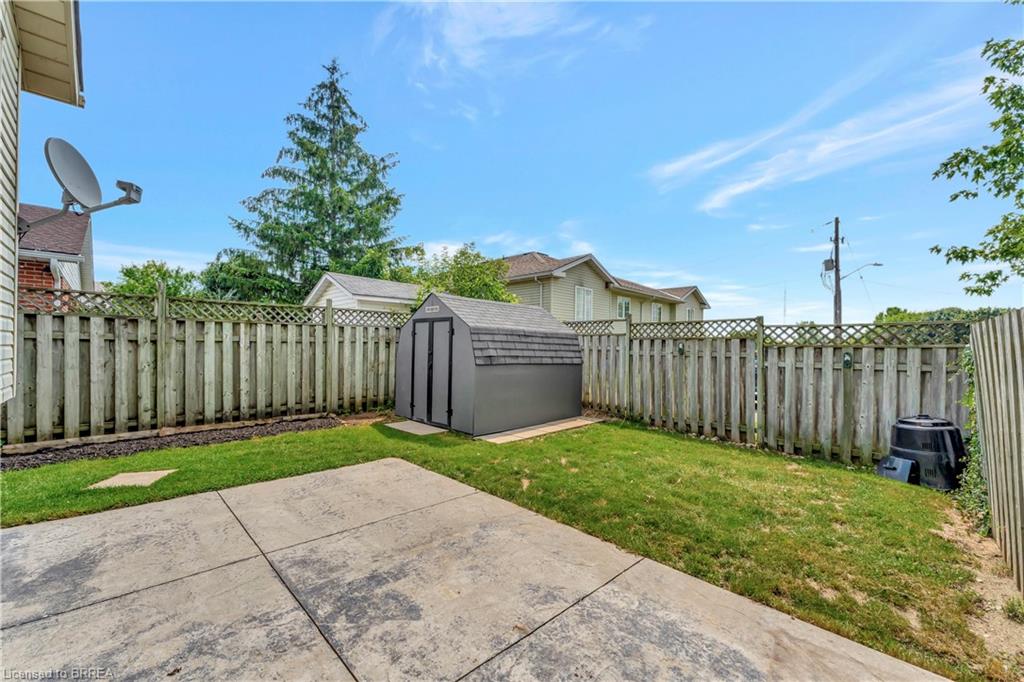 15 Ivy Crescent Property Photo 23