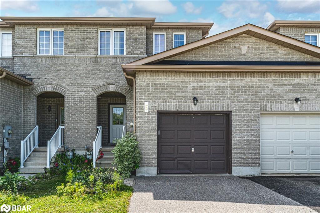 5 Arch Brown Court Property Photo 1