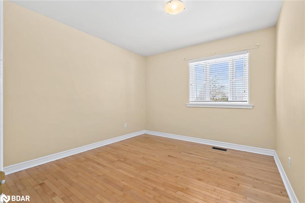 7 Rexway Drive Property Photo 10