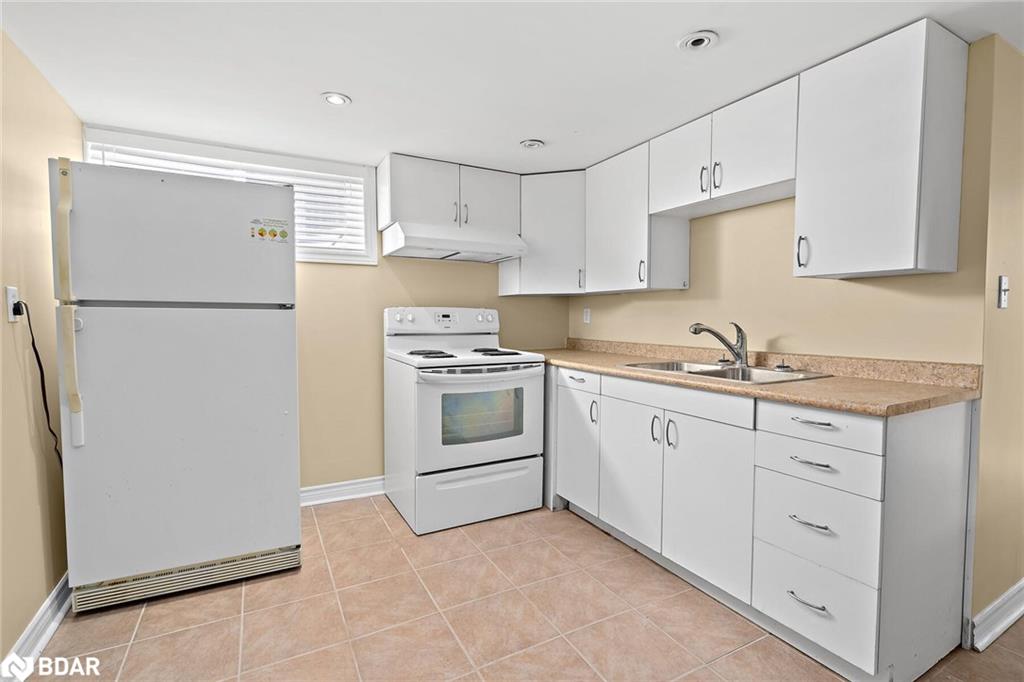 7 Rexway Drive Property Photo 16