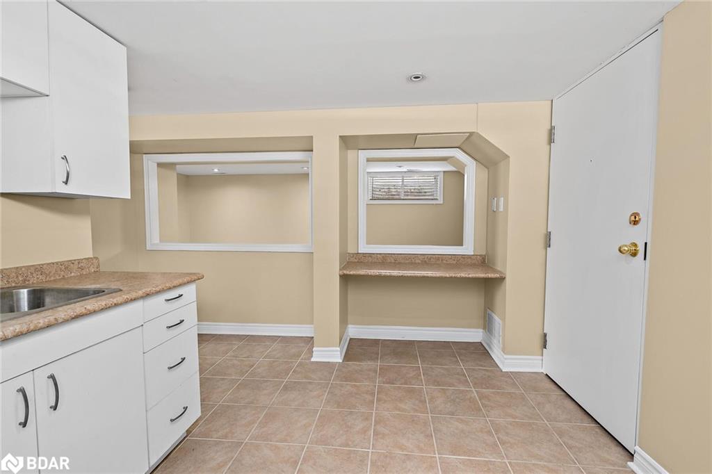 7 Rexway Drive Property Photo 17