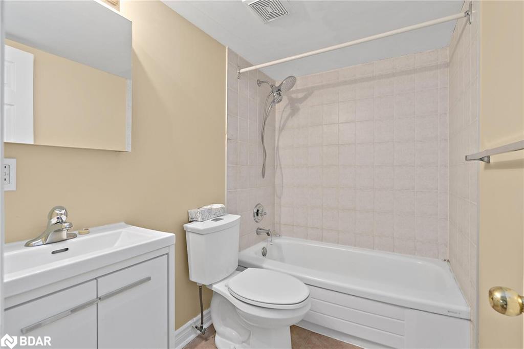 7 Rexway Drive Property Photo 22