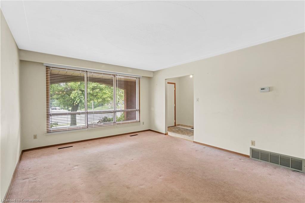 662 West 5th Street Property Photo 9