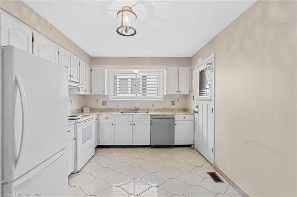 662 West 5th Street Property Photo 15
