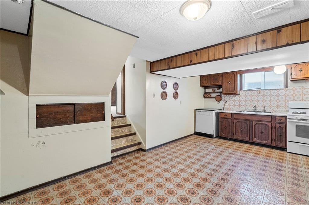 662 West 5th Street Property Photo 34