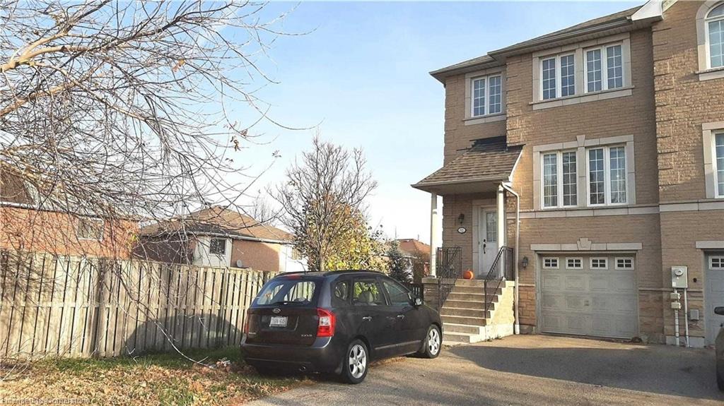 52 Andrika Court Property Photo 1
