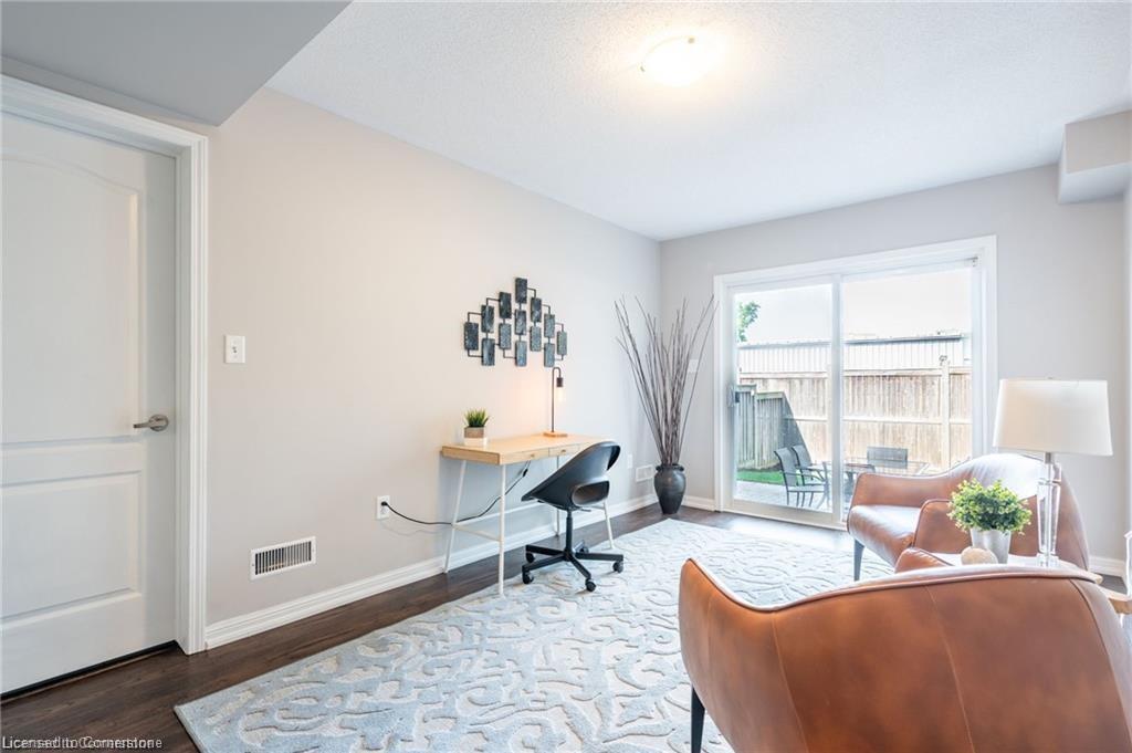 69 Hepworth Crescent Property Photo 22