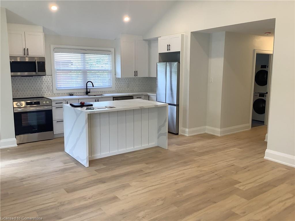229 West 18th Street Property Photo 2