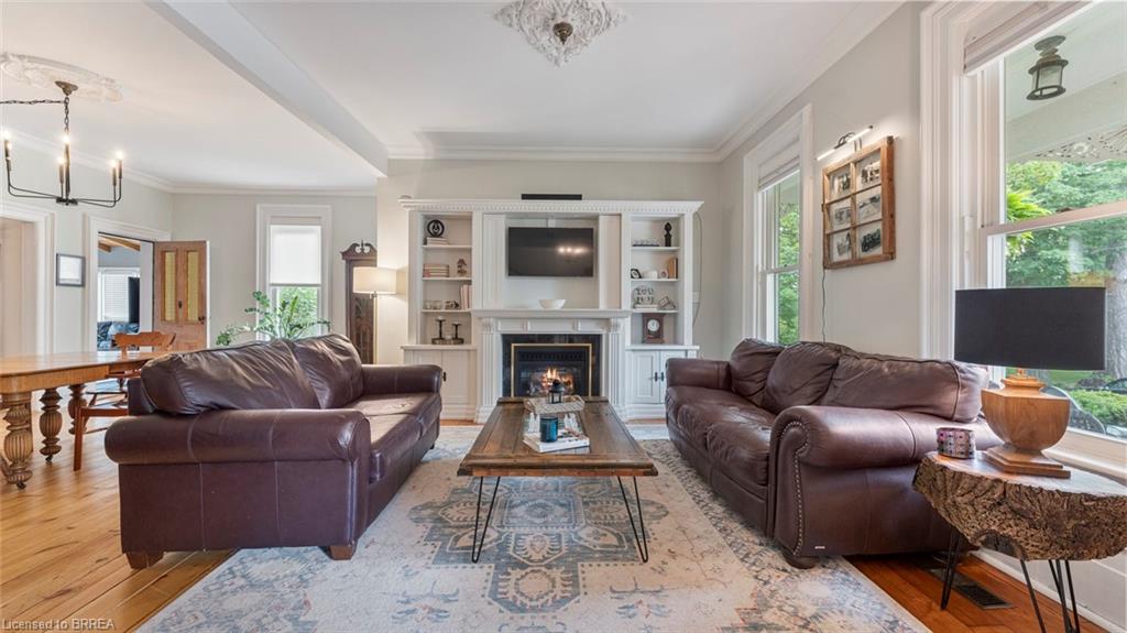 5 Thompson Street Property Photo 6